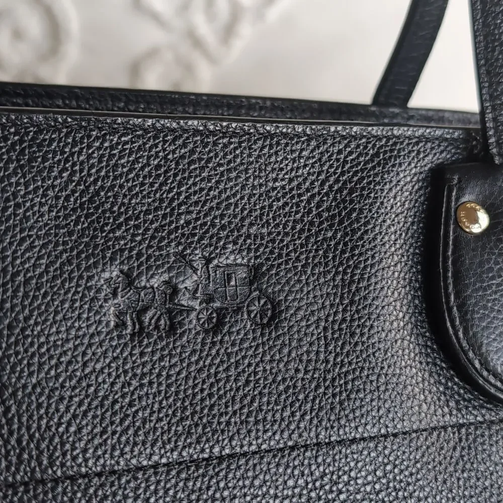 Coach ♣️Limited Edition Tatum Whipstitch Shoulder Bag /Gold Chain Detailing
